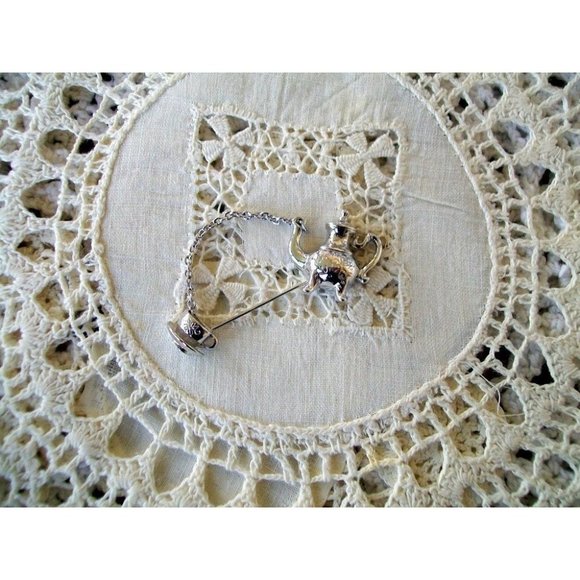 A Teapot Pouring into a Teacup Vintage Stickpin Silver Tone Avon - Picture 2 of 5